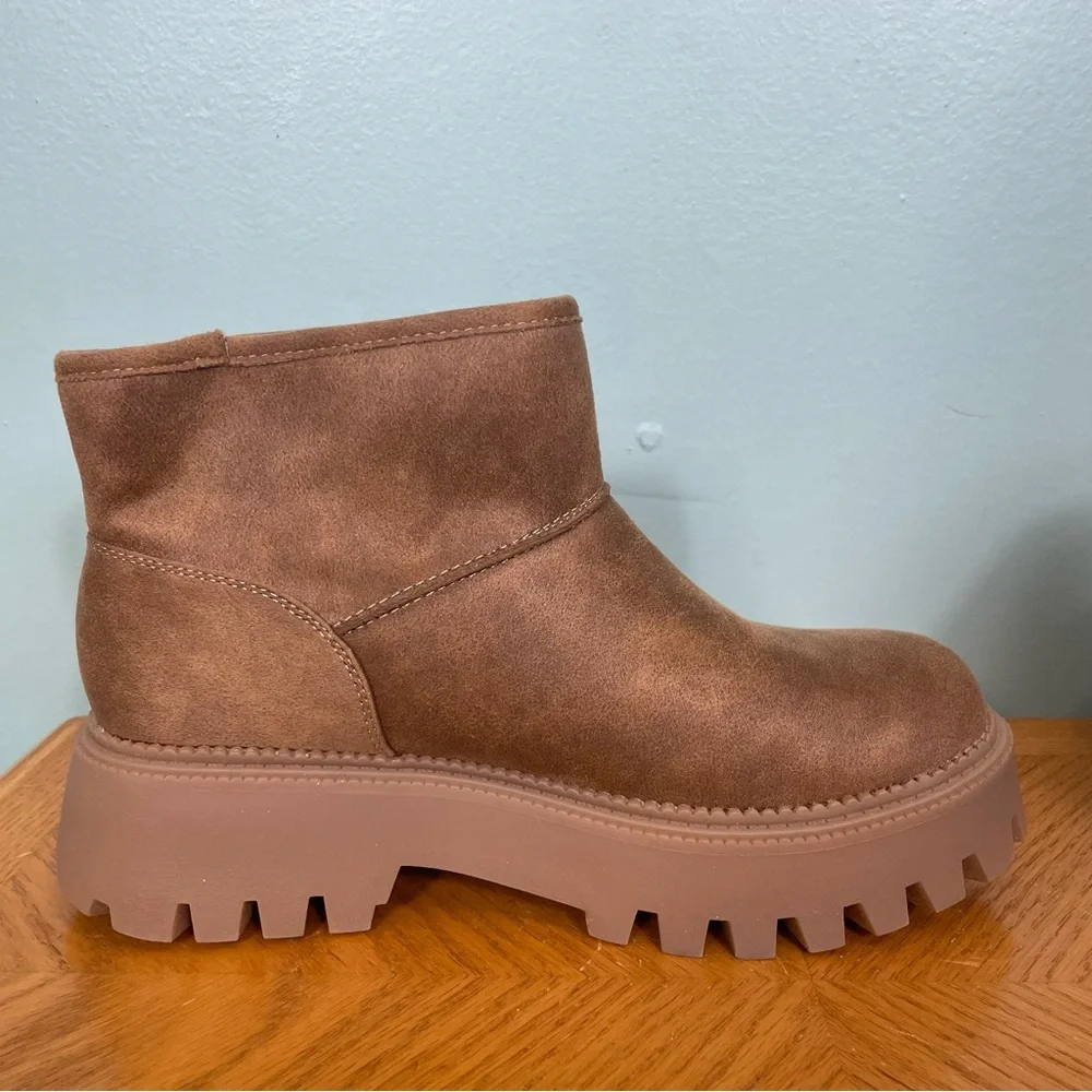 Dolce‎ Vita Lonny Low Boot Tan Size 8.5 NEW